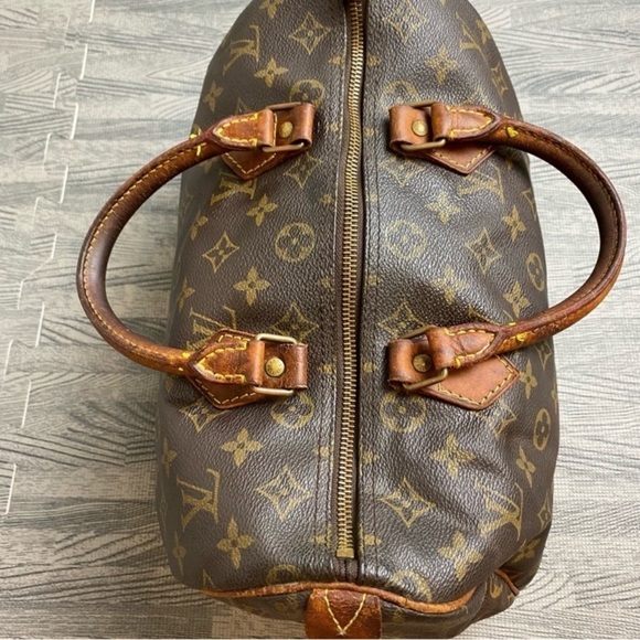 LOUIS VUITTON Monogram Speedy 30 Vintage Coated Canvas - Picture 3 of 17